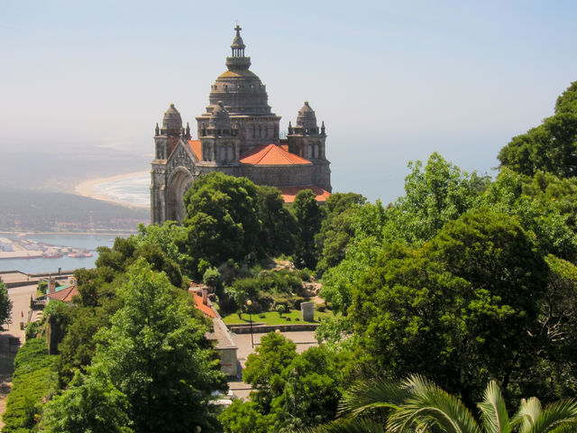 Kerk basiliek Santa Luzia Ponte de Lima