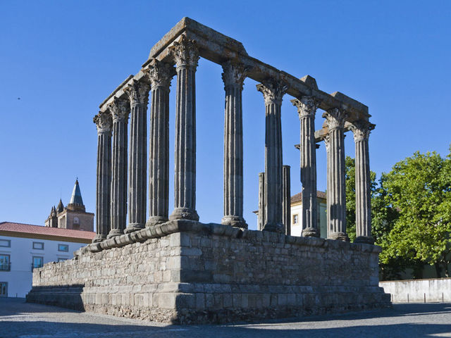 Tempel Templo Ramano Évora Portugal