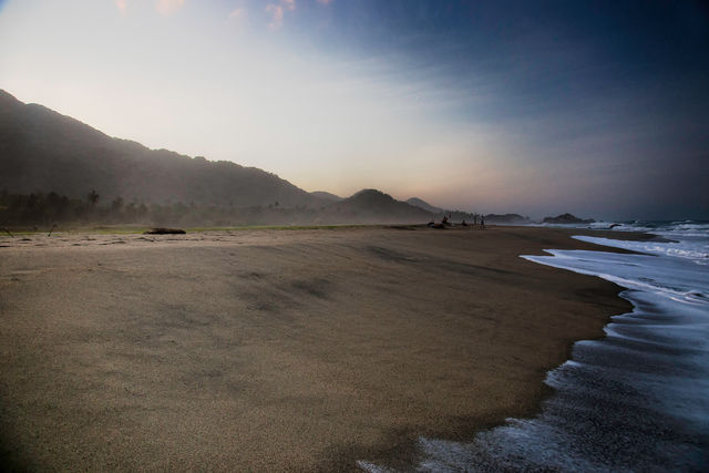 Rondreis Colombia Magdalena Tayrona National park verlaten strand