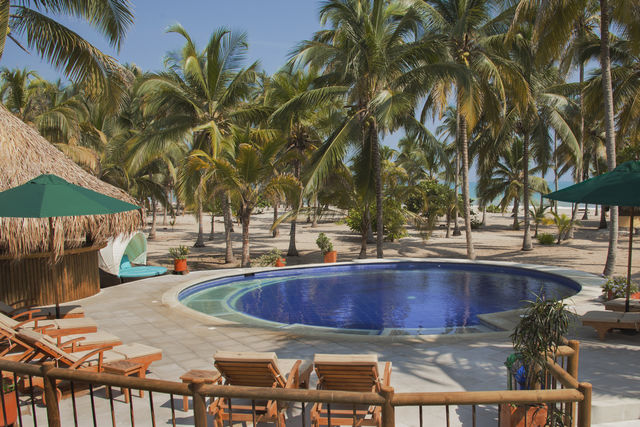 Rondreis Colombia Magdalena Palomino Beach Aite Ecolodge zwembad