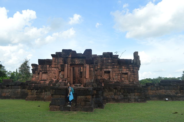 Monument Ku Pueai Noi Thailand