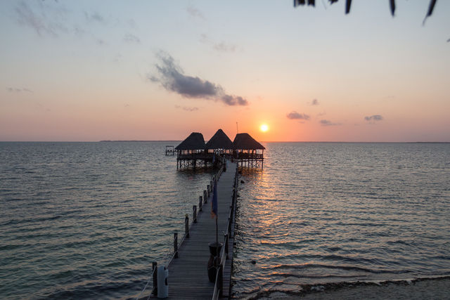 Rondreis Tanzania Reef and Beach Resort Zanzibar pier