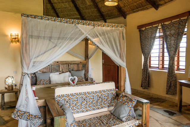 Rondreis Tanzania Lake Manyara bungalow