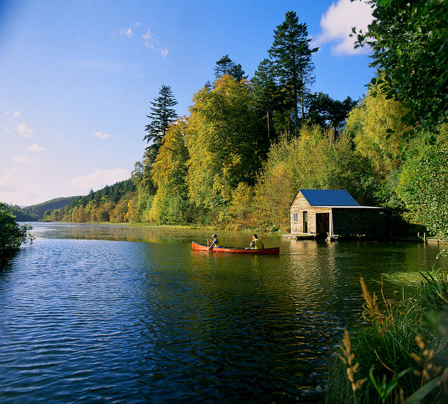 kanoe Loch Park Schotland