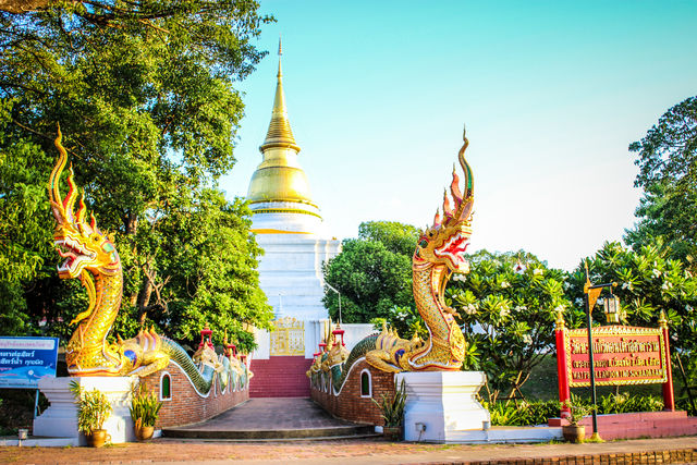 Wat Phra Kaew Don Tao Suchada Ram Thailand
