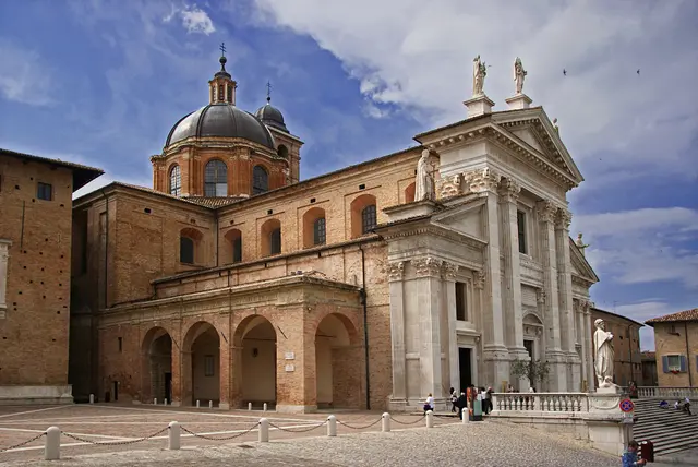 Kathedraal Duomo Urbino Italië